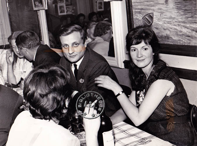 Bruno Cremer et Martine Sarcey fêtant la centième de Becket