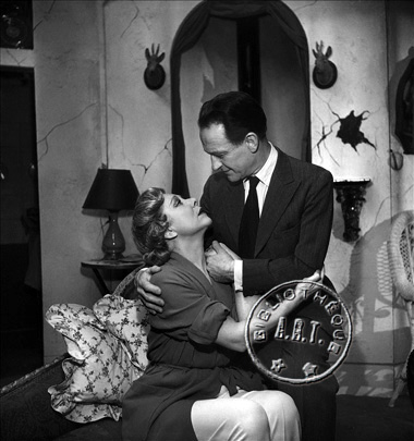 Le moulin de la galette, Yvonne Printemps et Pierre Fresnay