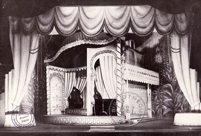 Léocadia, décor d'André Barsacq